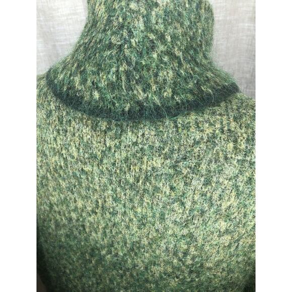 Belvedere Italian Green Ombre Wool Mohair Nylon, Warm Sweater, Size Medium - Picture 4 of 9
